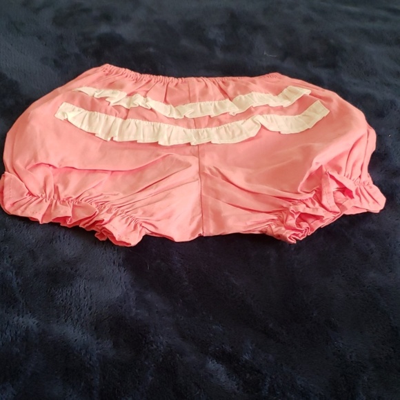 Frumpy Rump - Picture 2 of 2